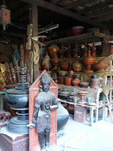 lacquerware shop
