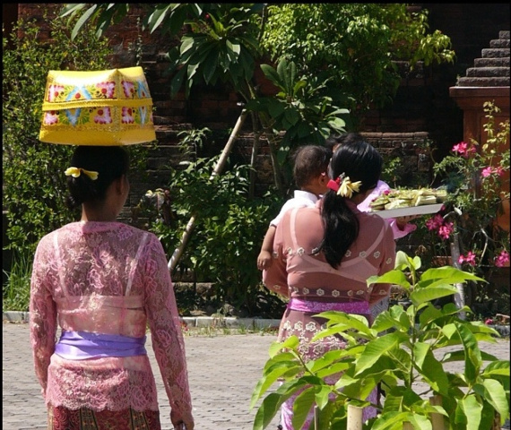 bringing offerings