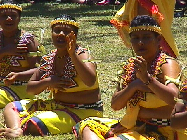 Micronesian Sitting