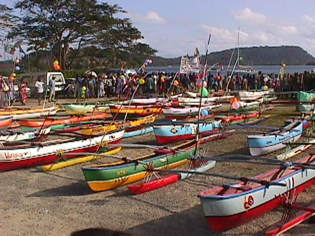 canoes ashore